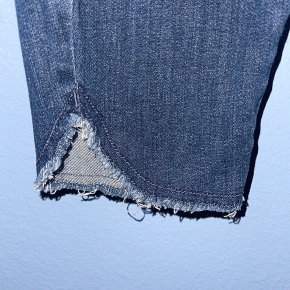 J Jill denim slim ankle size 6P - raw edge hem. K - Picture 3 of 5